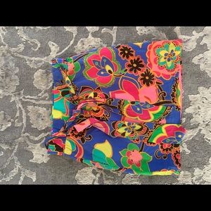 Lilly Pulitzer print skirt with tie